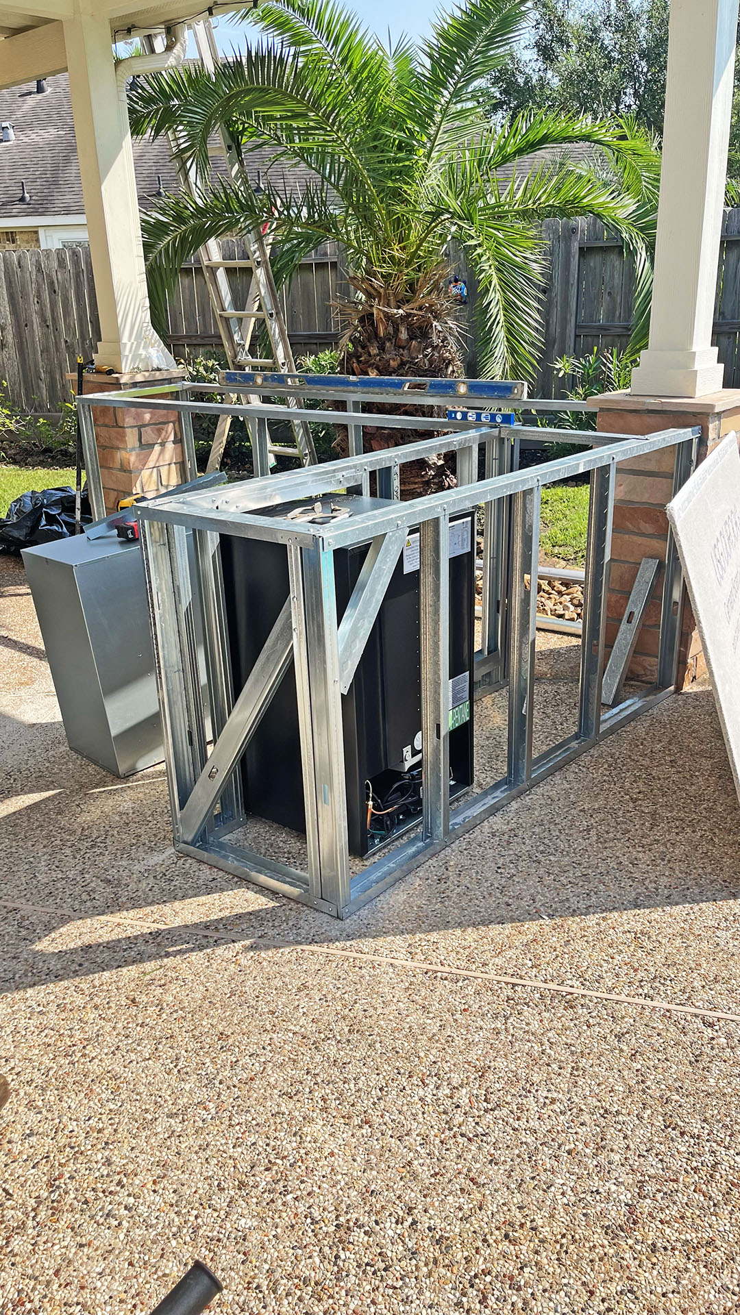 Outdoor kitchen construction in Pareland Texas showing finished frame.