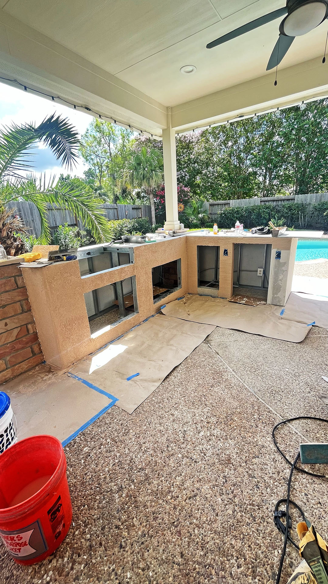 Outdoor kitchen construction in Pareland Texas outer finish completed.
