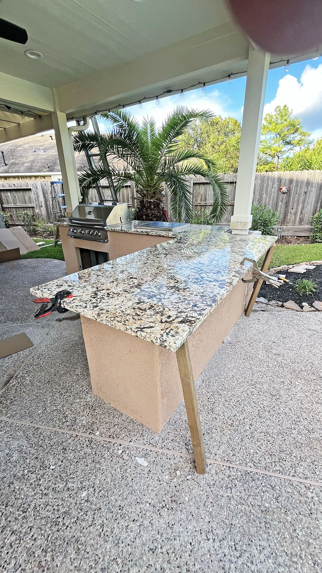 Outdoor kitchen construction in Pareland Texas detail image of the counter top.